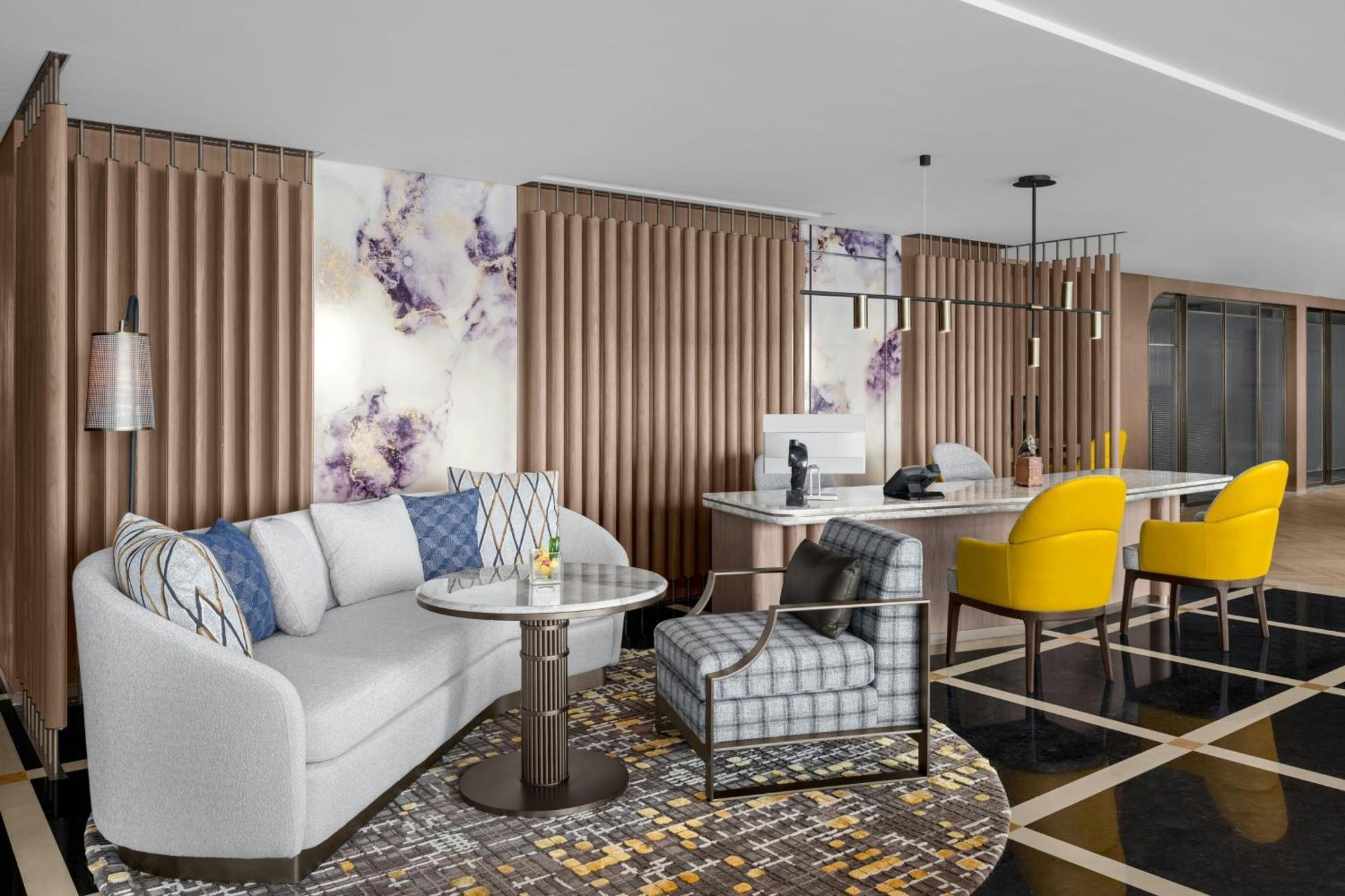 Khách sạn Marriott Marquis Centre