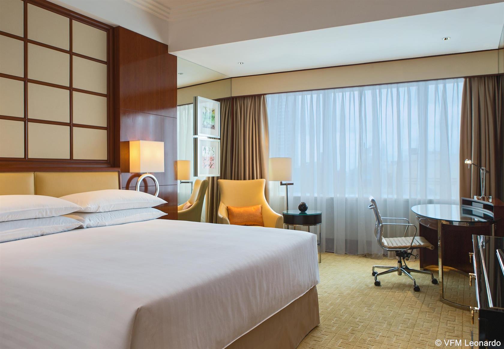 Khách sạn Marriott Marquis Centre 5*
